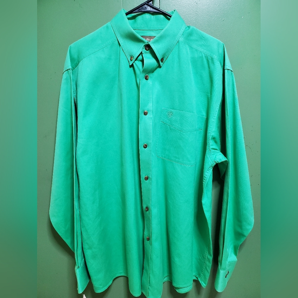 Ariat Men's Vibrant Green Button Down Shirt